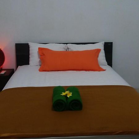 Mawar Homestay Canggu Buitenkant foto