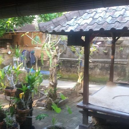 Mawar Homestay Canggu Buitenkant foto