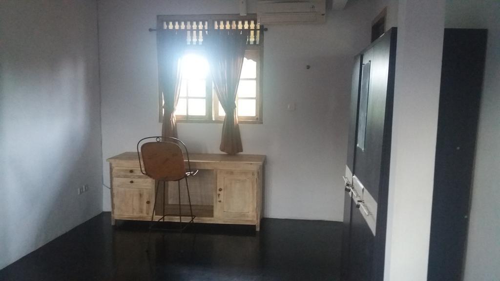 Mawar Homestay Canggu Buitenkant foto