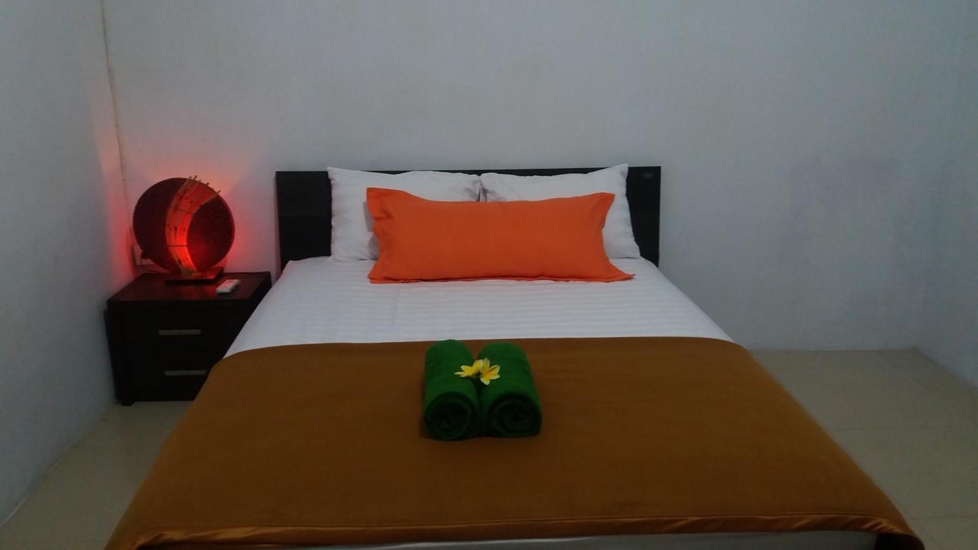 Mawar Homestay Canggu Buitenkant foto