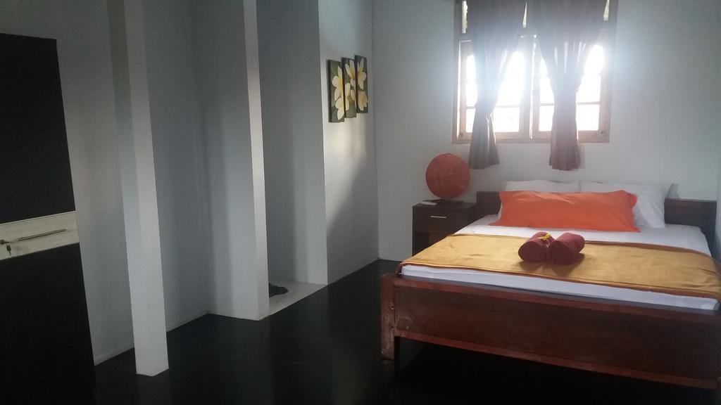 Mawar Homestay Canggu Buitenkant foto